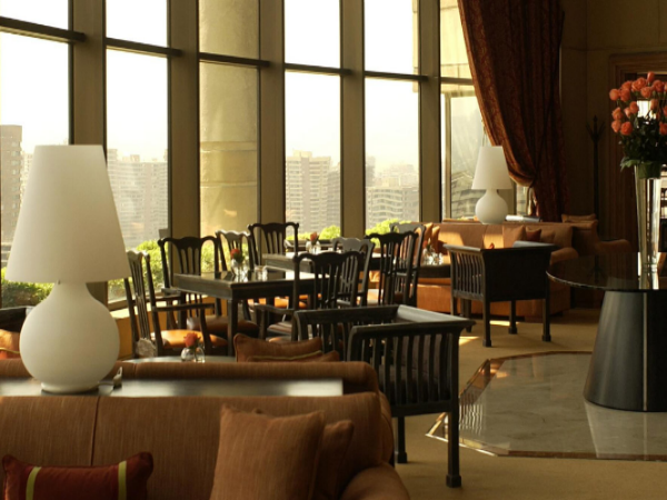 Grand Hyatt Santiago Club Lounge