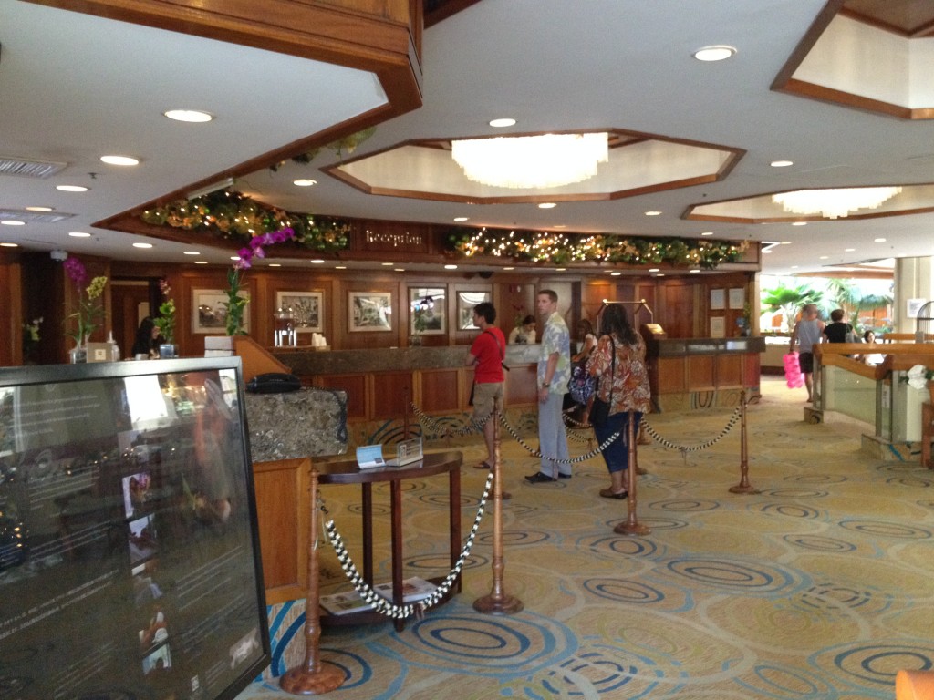 Hyatt Regency Waikiki Beach Hotel Review