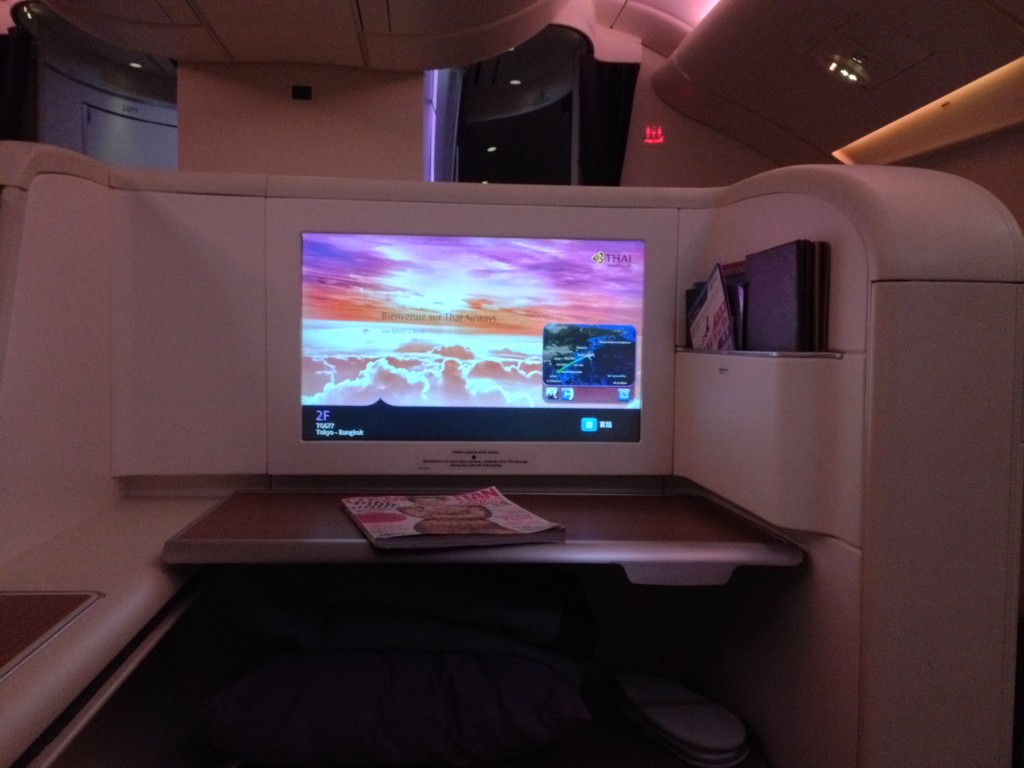 Thai Airways First Class A380 Seat and IFE Review