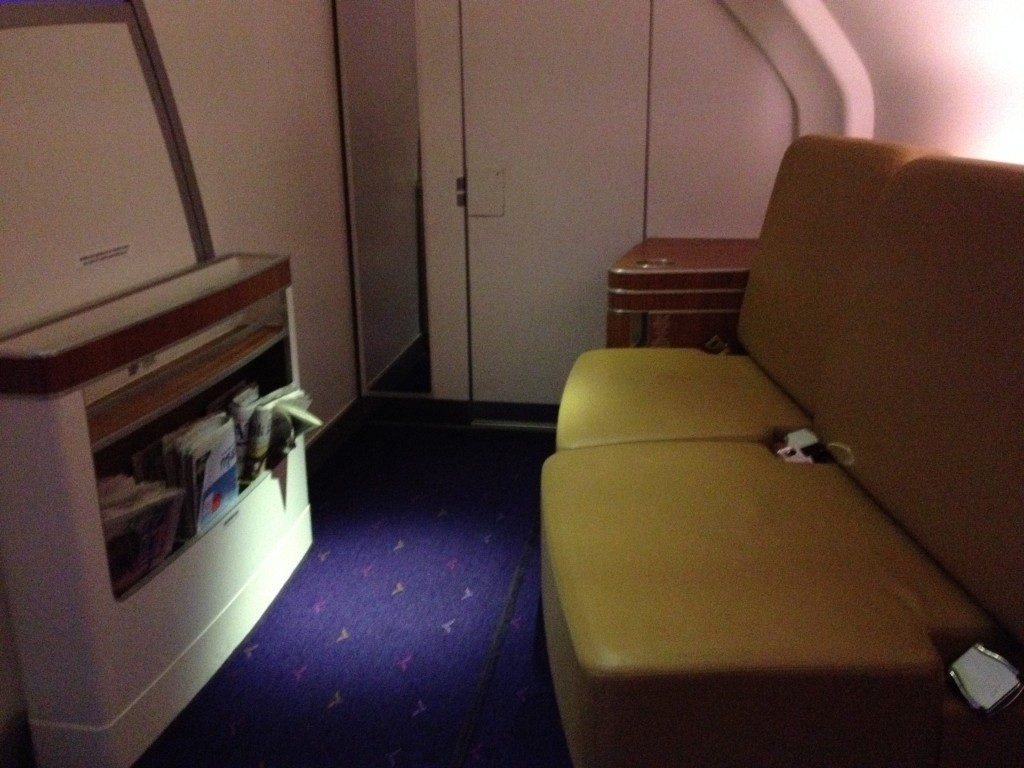 Thai Airways A380 First Class Onboard Lounge