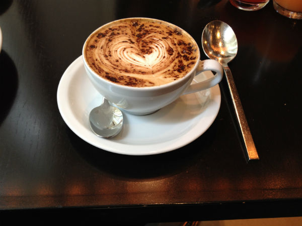 Review Hilton Sydney Breakfast Latte