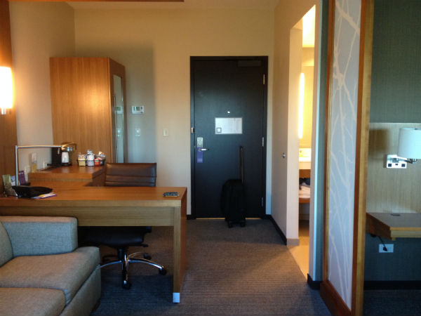 Hyatt Place LAX King Room Review