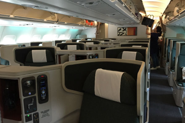 Cathay Pacific A330-300 Business Class Hong Kong to Singapore