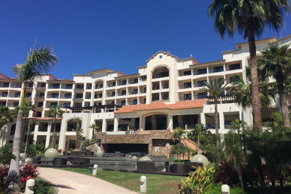 Save Points AND Cash at the Hyatt Ziva Los Cabos Resort
