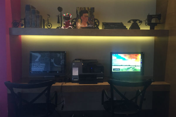 Computer station at Hyatt Ziva Los Cabos Coffee House 