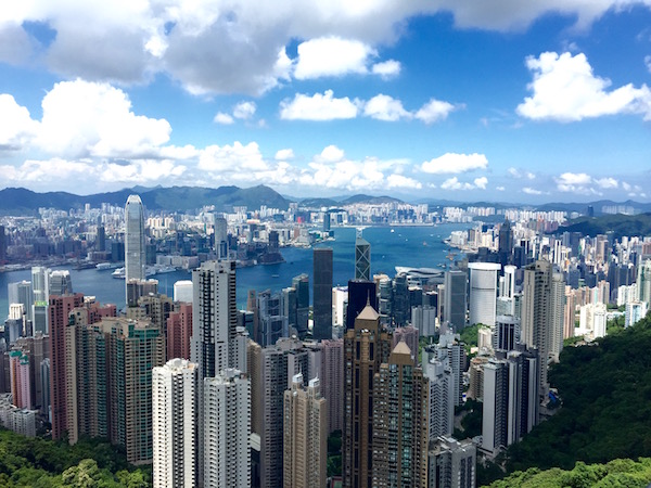 Cheap $400 flights to Hong Kong Asia