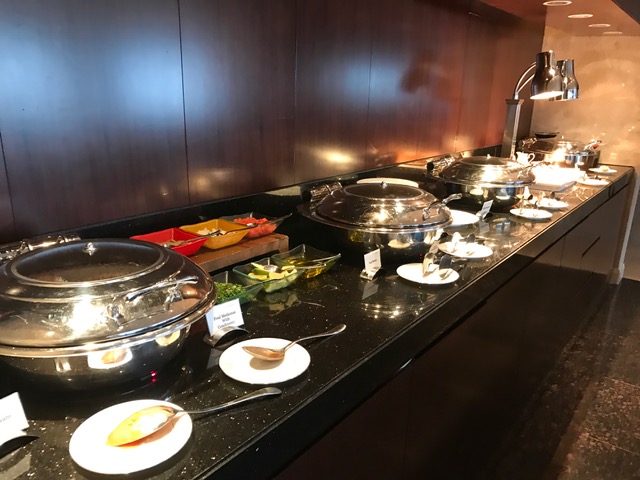 Dubai Hilton Hotel Executive Lounge Evening Appetizers