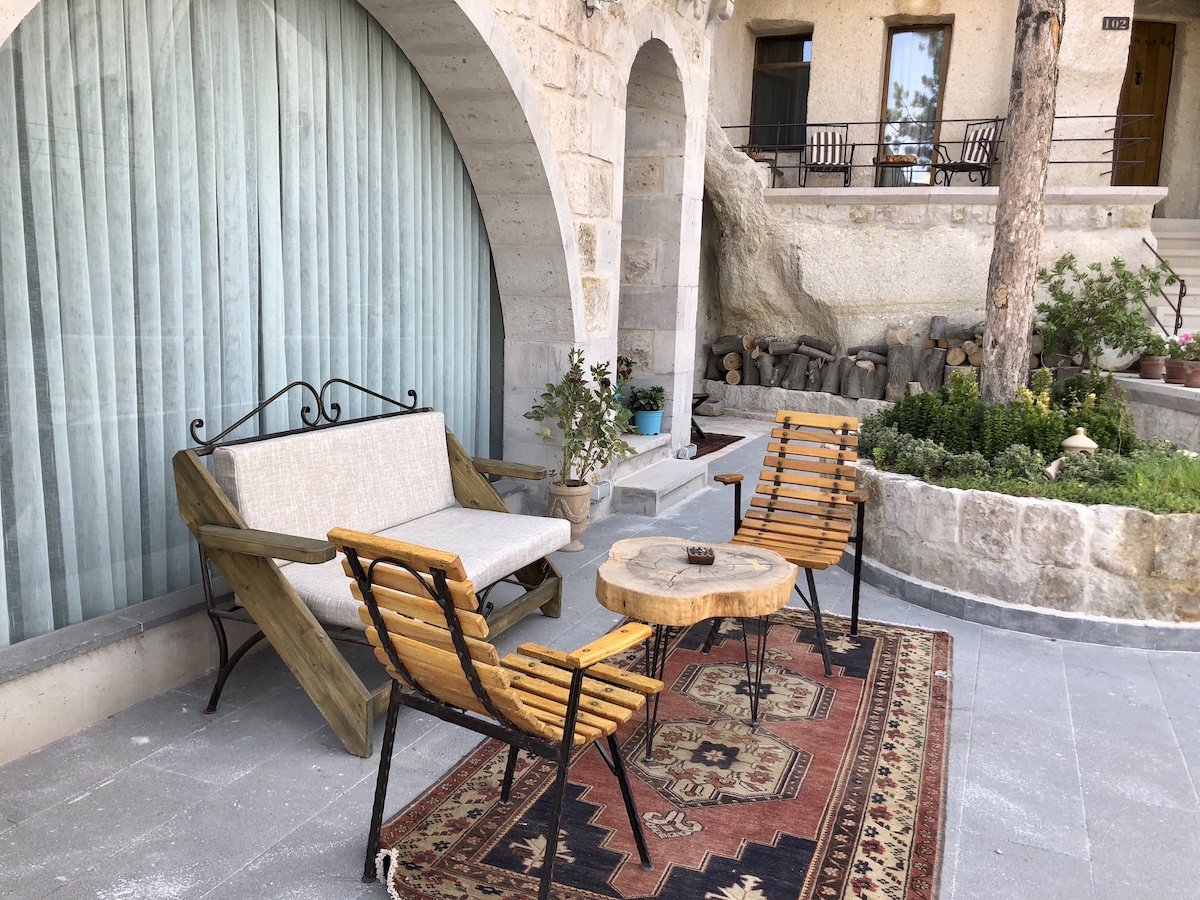 Hera Cave Suites Cappadocia outdoor seating