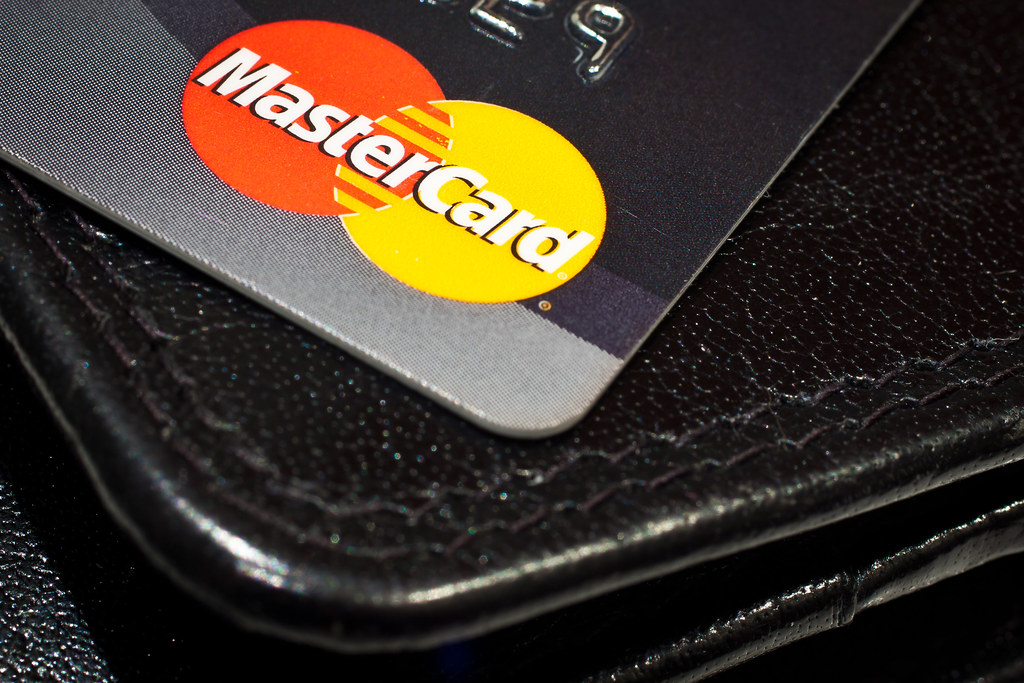 1% fee on Plastiq payments made with MasterCard: Worth it?